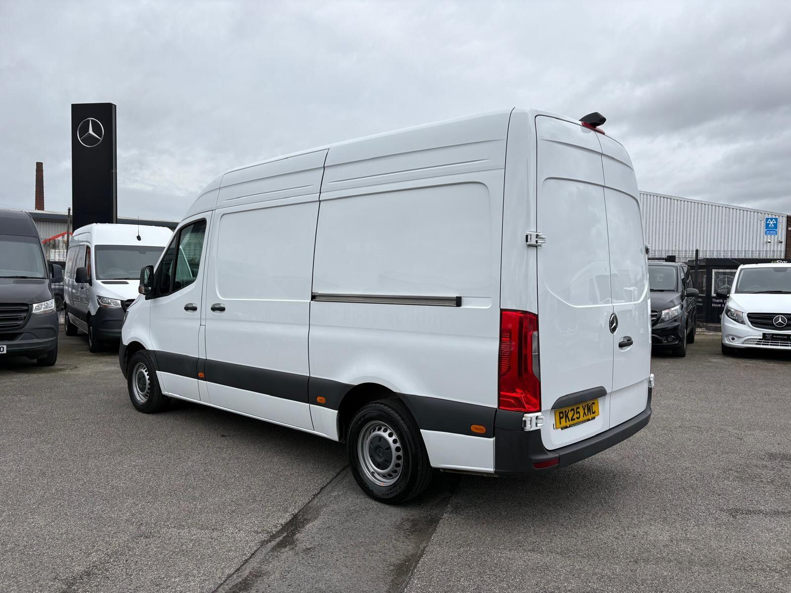 Mercedes-Benz Sprinter